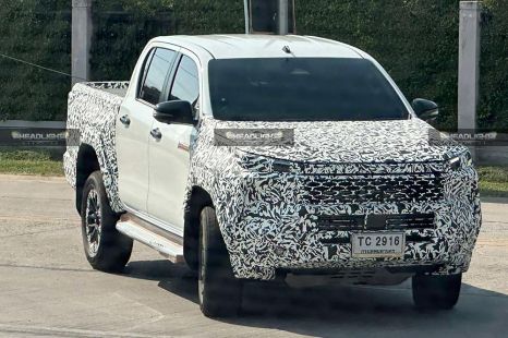 2026 Toyota HiLux: ‘New-generation’ ute spied